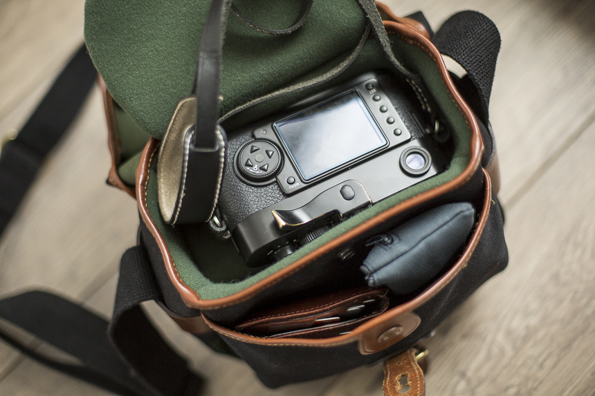 Billingham Hadley Digital Camera Bag - Black FibreNyte / Black