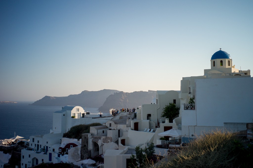 The perfect lens for this trip: I had to shoot a wedding on Santorini and brought carry on luggage only. Every gram counted...