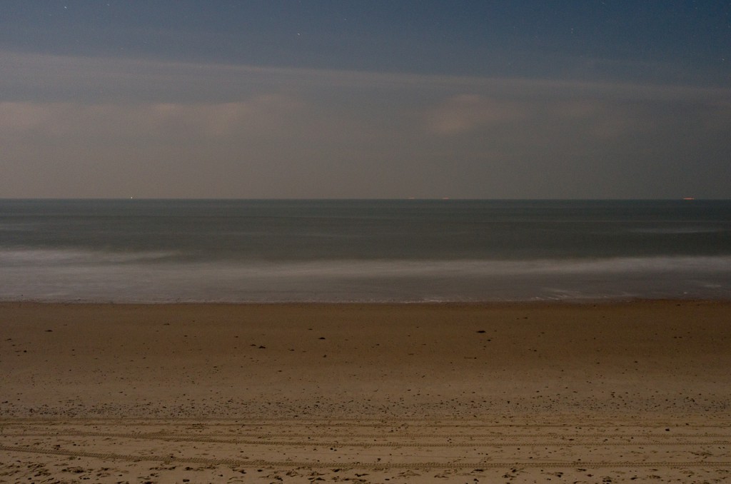 A night exposure at the beach: 30 seconds.